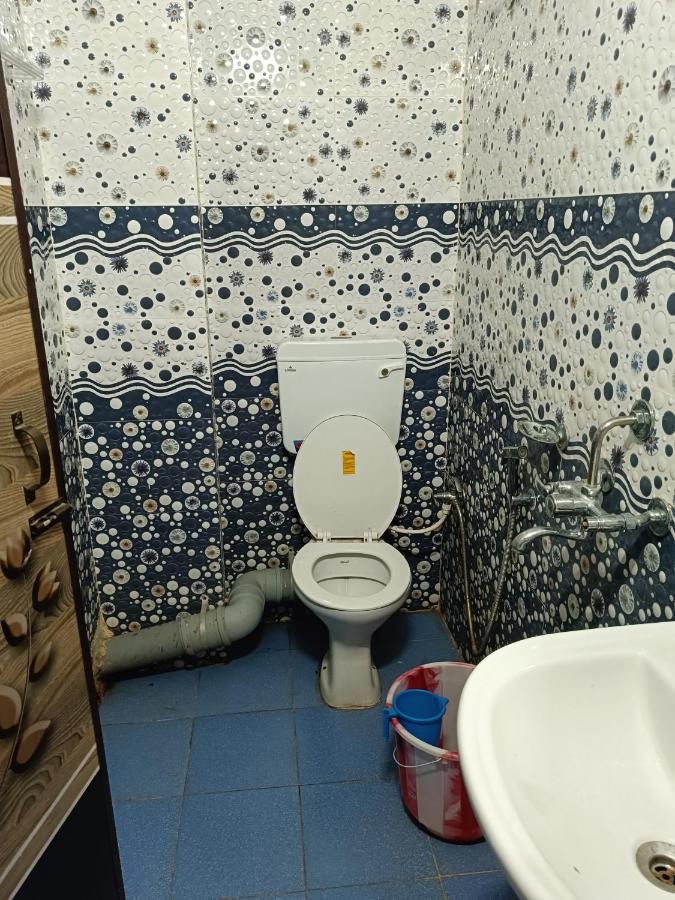 Hotel Atithi Grand Guwahati Exteriör bild