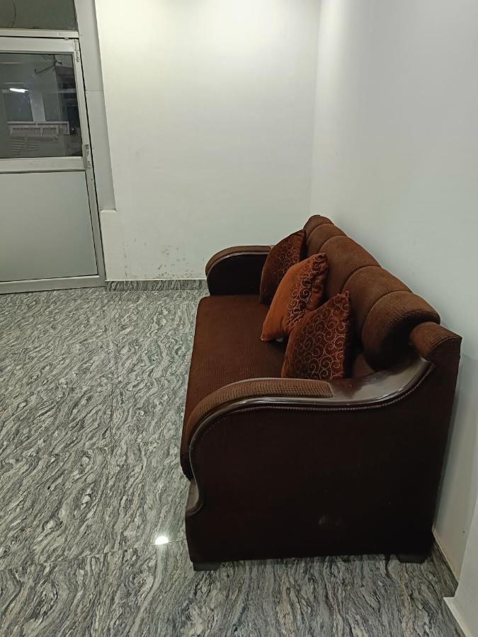 Hotel Atithi Grand Guwahati Exteriör bild