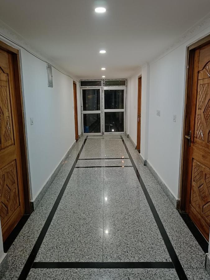 Hotel Atithi Grand Guwahati Exteriör bild