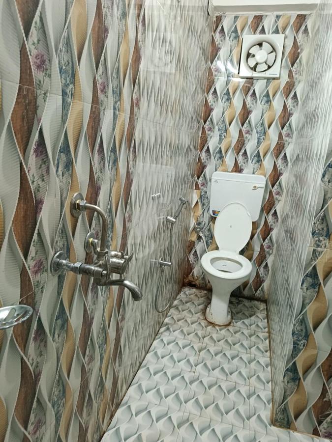 Hotel Atithi Grand Guwahati Exteriör bild